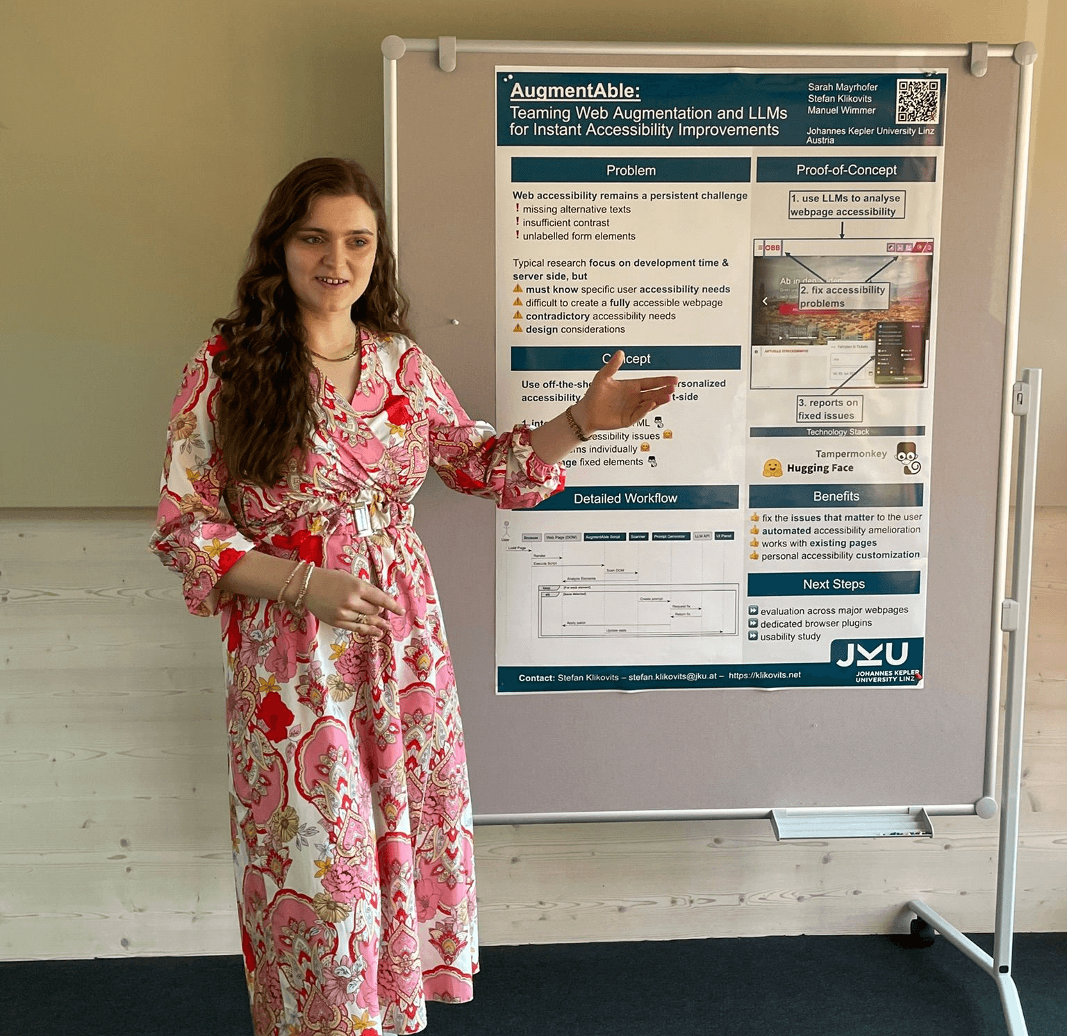 Sarah Mayrhofer präsentiert die Forschungsarbeit „AugmentAble“ an der Johannes Kepler Universität Linz